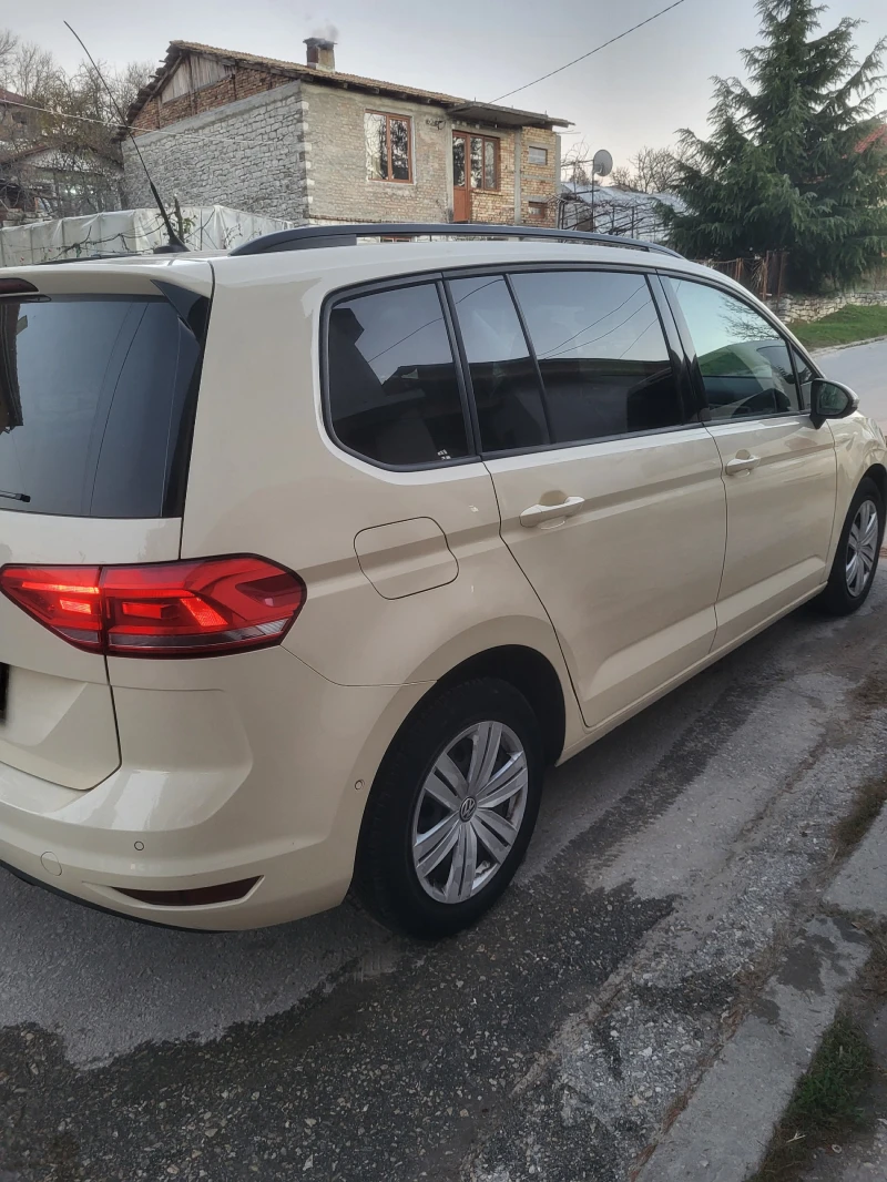 VW Touran 2.0 TDI , снимка 5 - Автомобили и джипове - 48090827