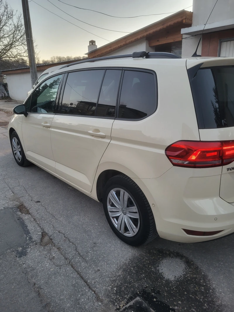 VW Touran 2.0 TDI , снимка 6 - Автомобили и джипове - 48090827