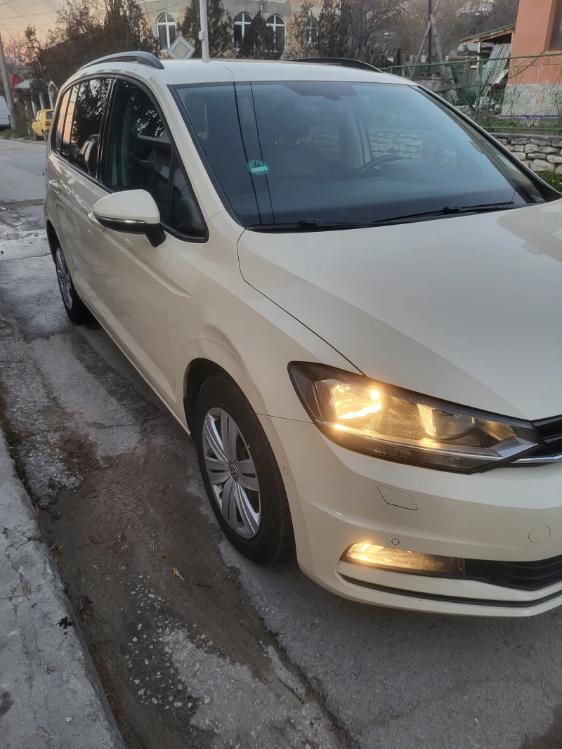 VW Touran 2.0 TDI , снимка 3 - Автомобили и джипове - 48090827