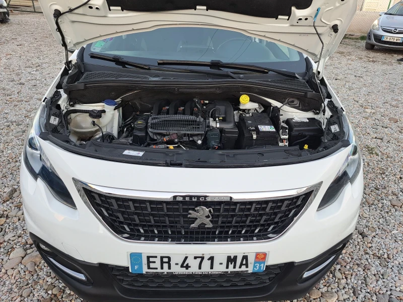 Peugeot 2008 1.2 i, снимка 14 - Автомобили и джипове - 48582140