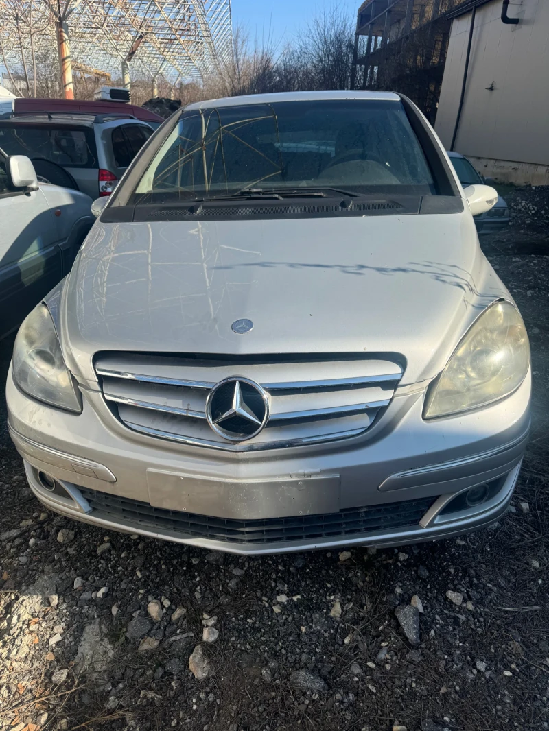 Mercedes-Benz B 200 Turbo, снимка 1 - Автомобили и джипове - 49159200