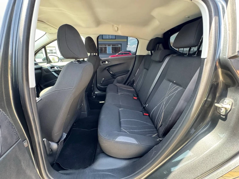 Peugeot 208 1.4 HDI 68к.с Автоматик, снимка 16 - Автомобили и джипове - 50888764