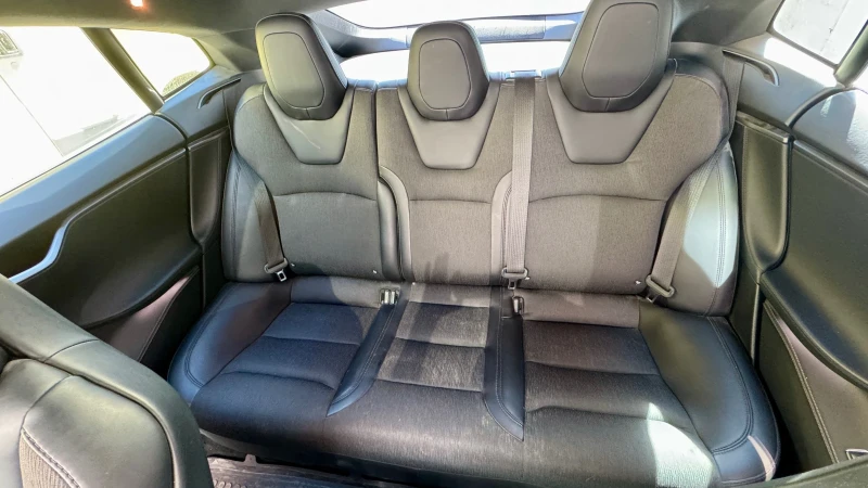 Tesla Model S, снимка 10 - Автомобили и джипове - 51829927