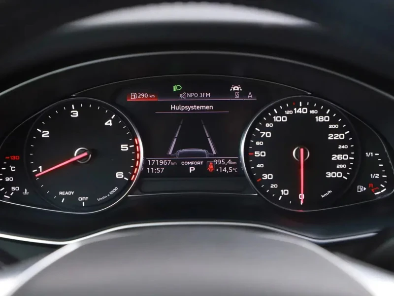 Audi A6  Avant 30 TDI , снимка 10 - Автомобили и джипове - 52274139