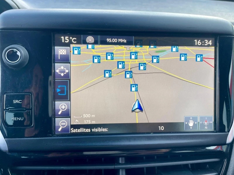 Peugeot 208 Allure, снимка 10 - Автомобили и джипове - 52500285