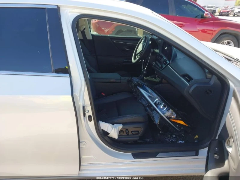 Lexus ES 300H, снимка 5 - Автомобили и джипове - 53298479