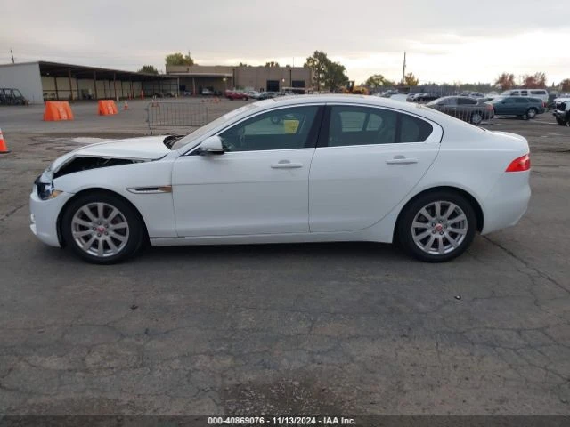 Jaguar XE 25T, снимка 13 - Автомобили и джипове - 48628452