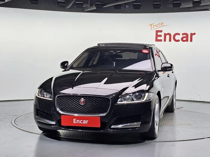 Jaguar Xf 2.0 Automatic, снимка 3 - Автомобили и джипове - 55926620