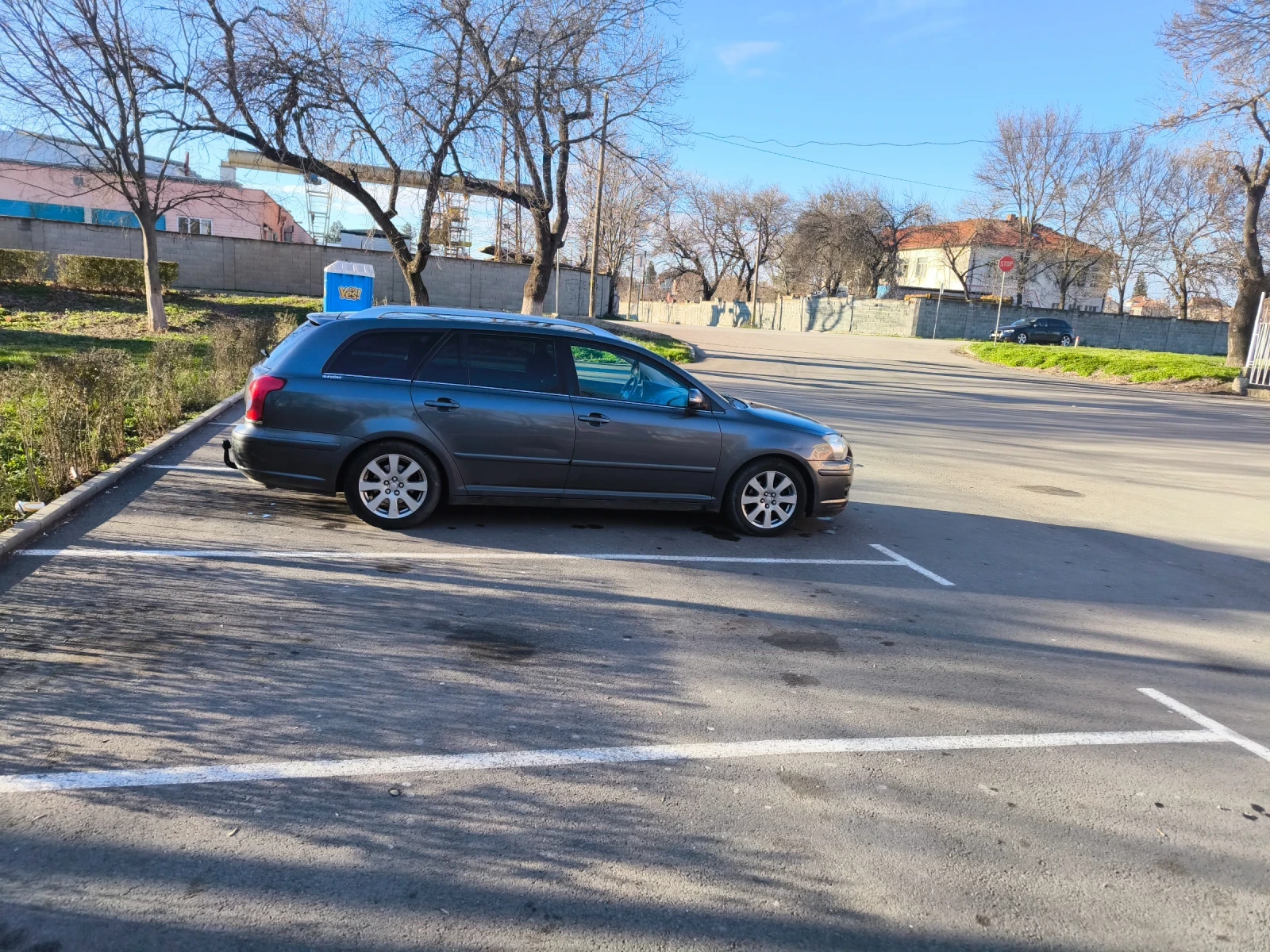 Toyota Avensis, снимка 1