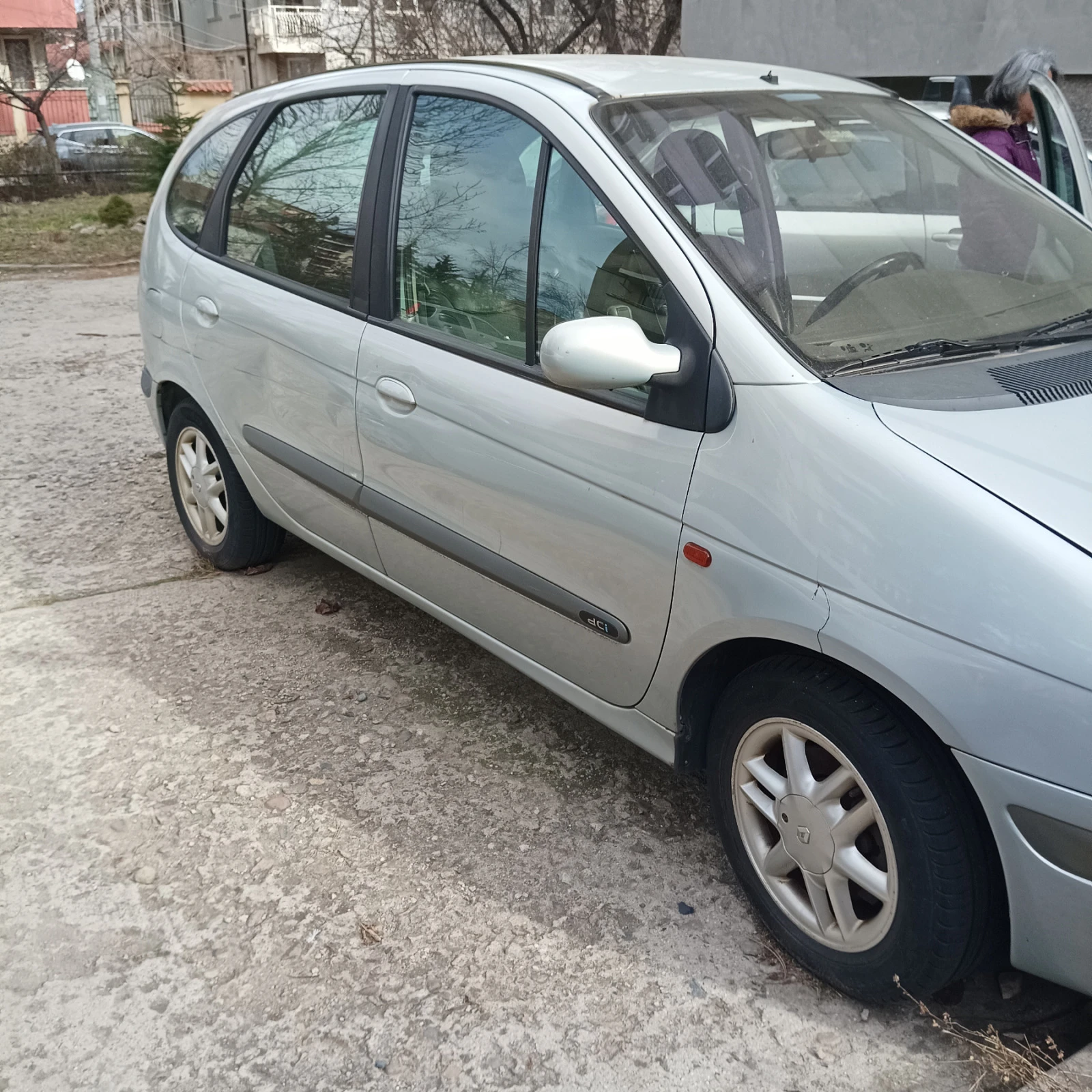 Renault Scenic 1.9 - изображение 2