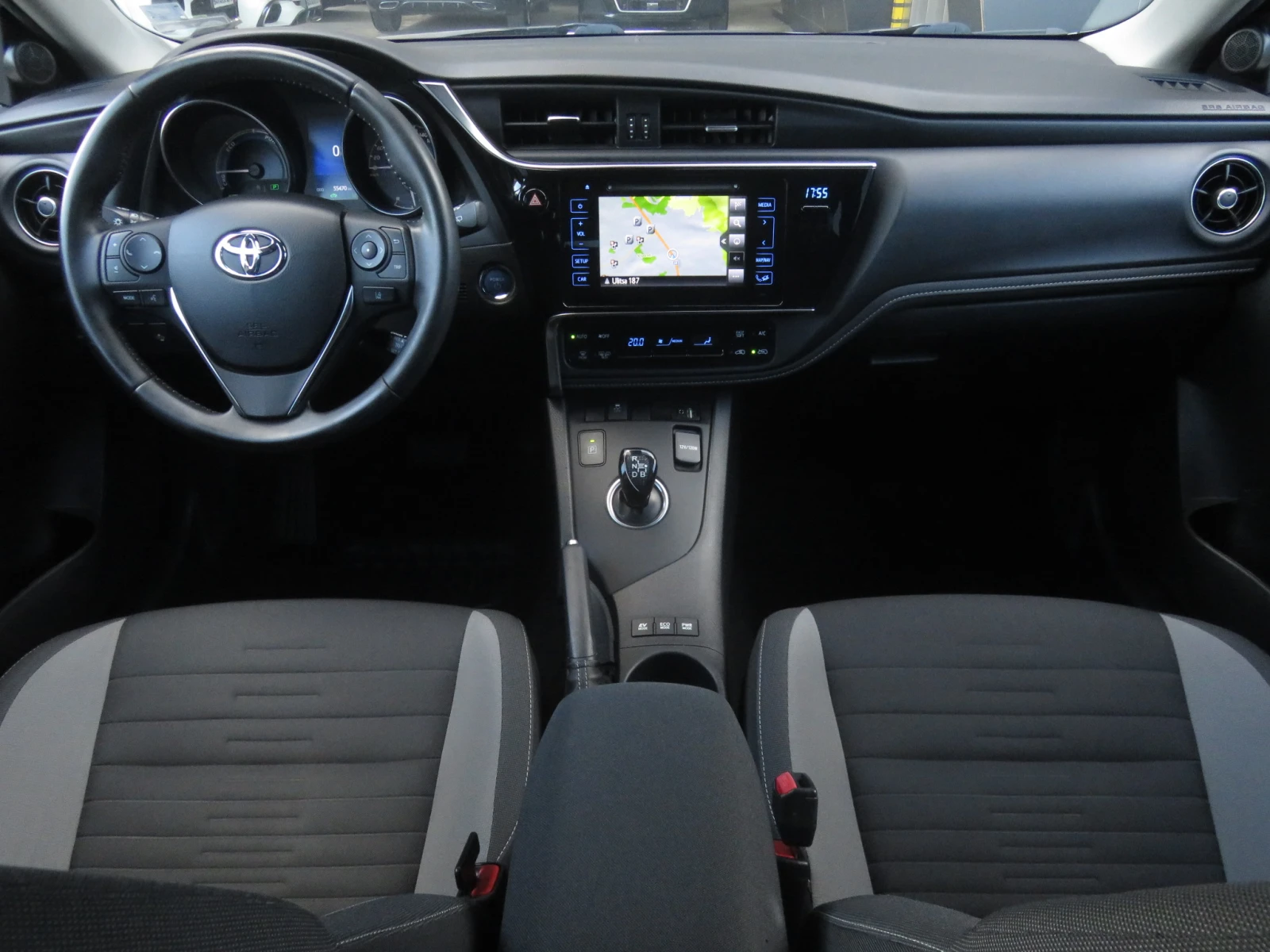 Toyota Auris 1.8 Hybrid, CVT, LED, Navi, Камера, Темпомат - изображение 5