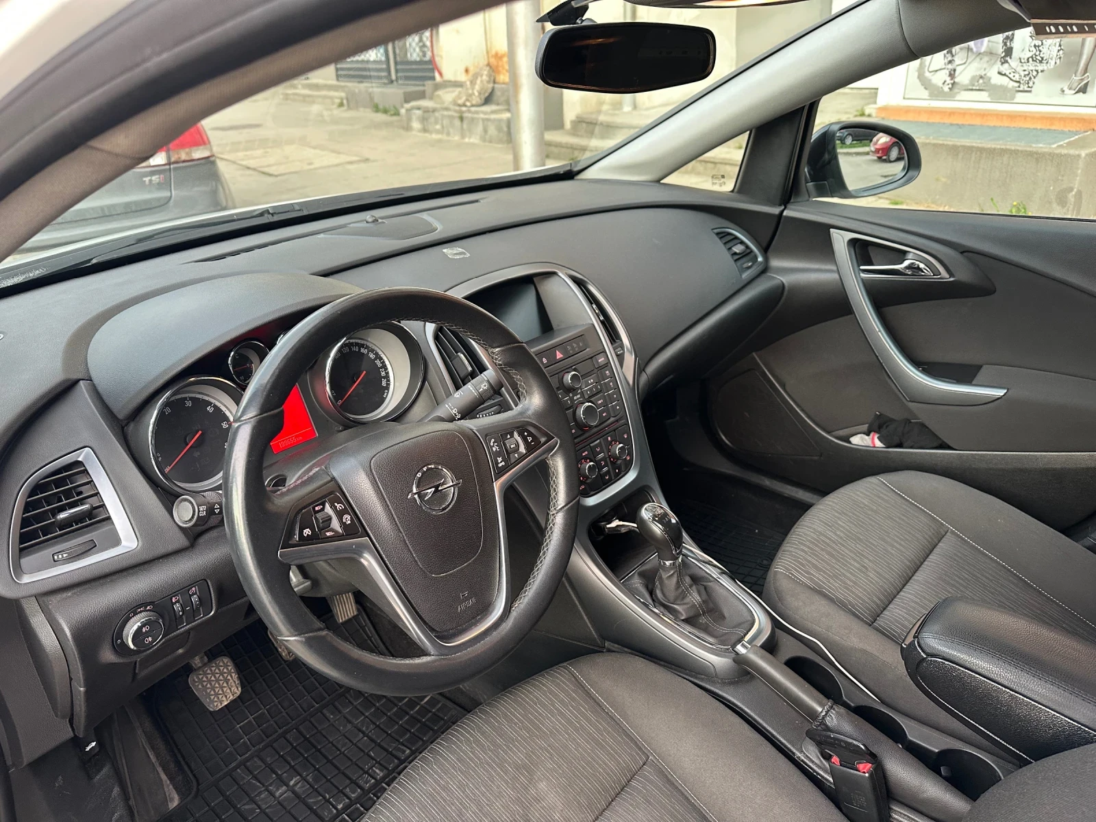 Opel Astra 1.7 CDTI - изображение 8