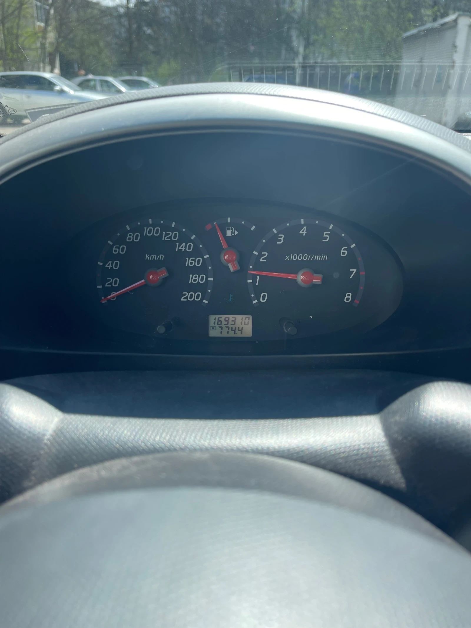 Nissan Micra  - изображение 9