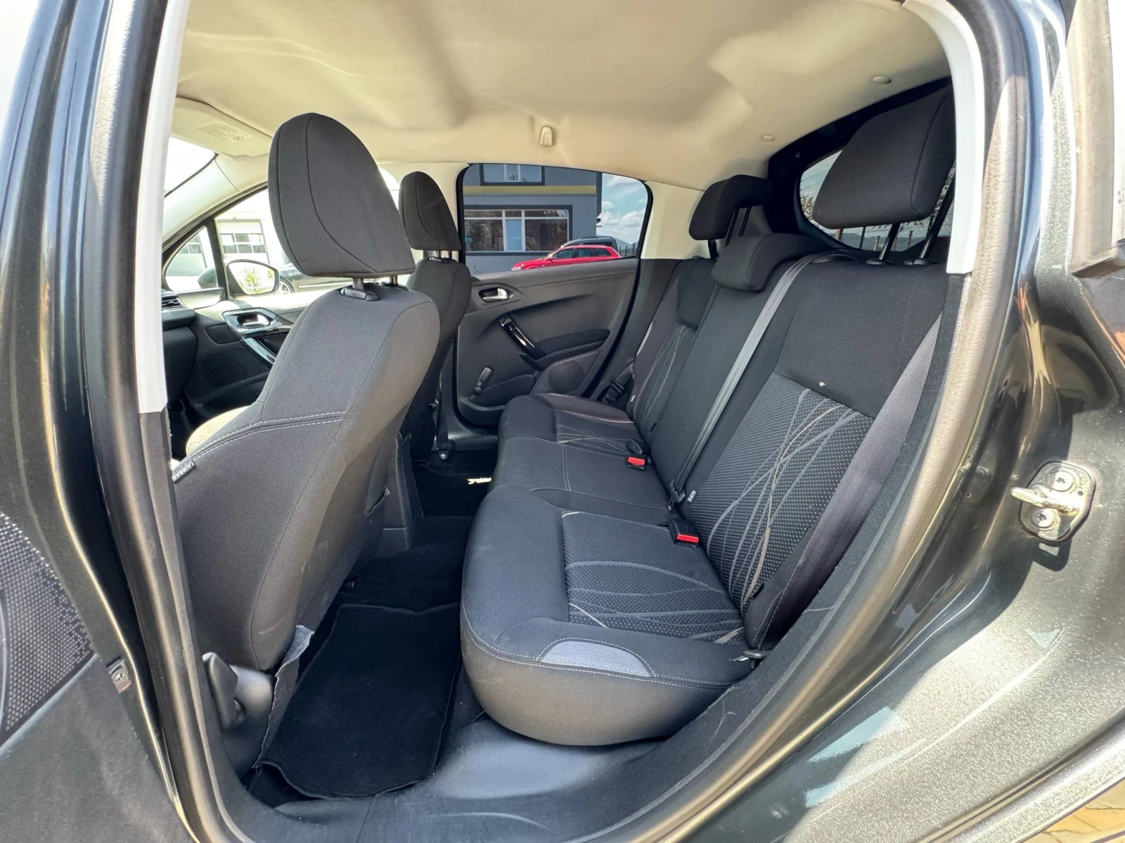 Peugeot 208 1.4 HDI 68.  | Mobile.bg   16