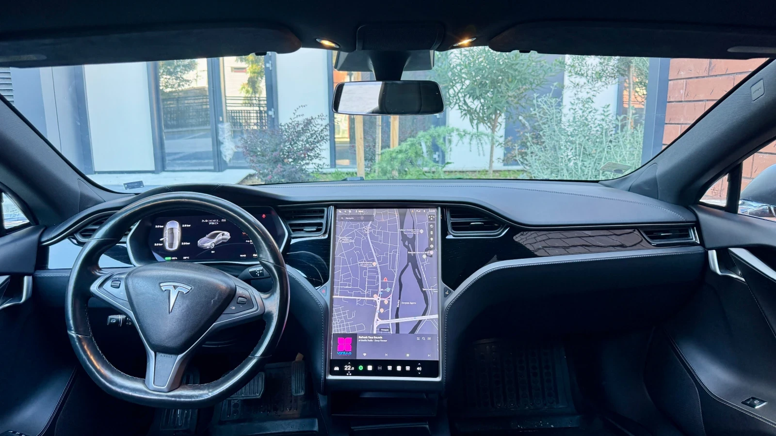 Tesla Model S  - изображение 6
