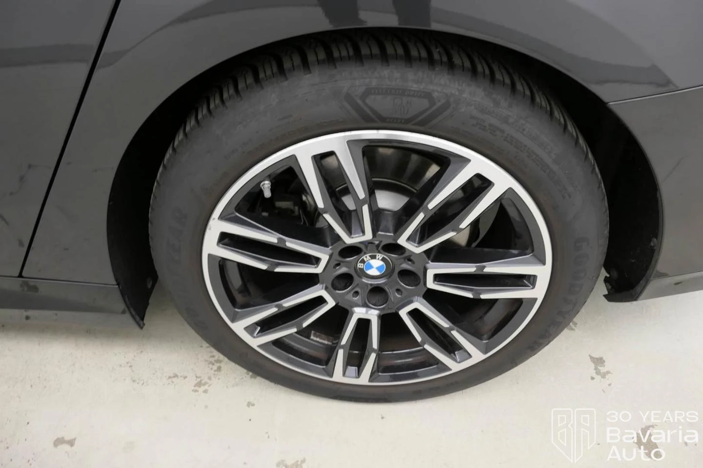 BMW 520 i Touring M Sport Paket Steptronic | Mobile.bg   12