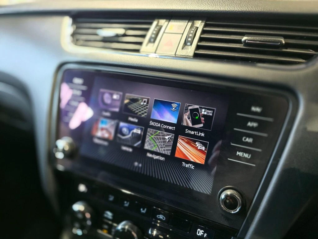 Skoda Octavia 2.0 TSI DSG-Автоматик  190к.с. ТUV Германия - изображение 3