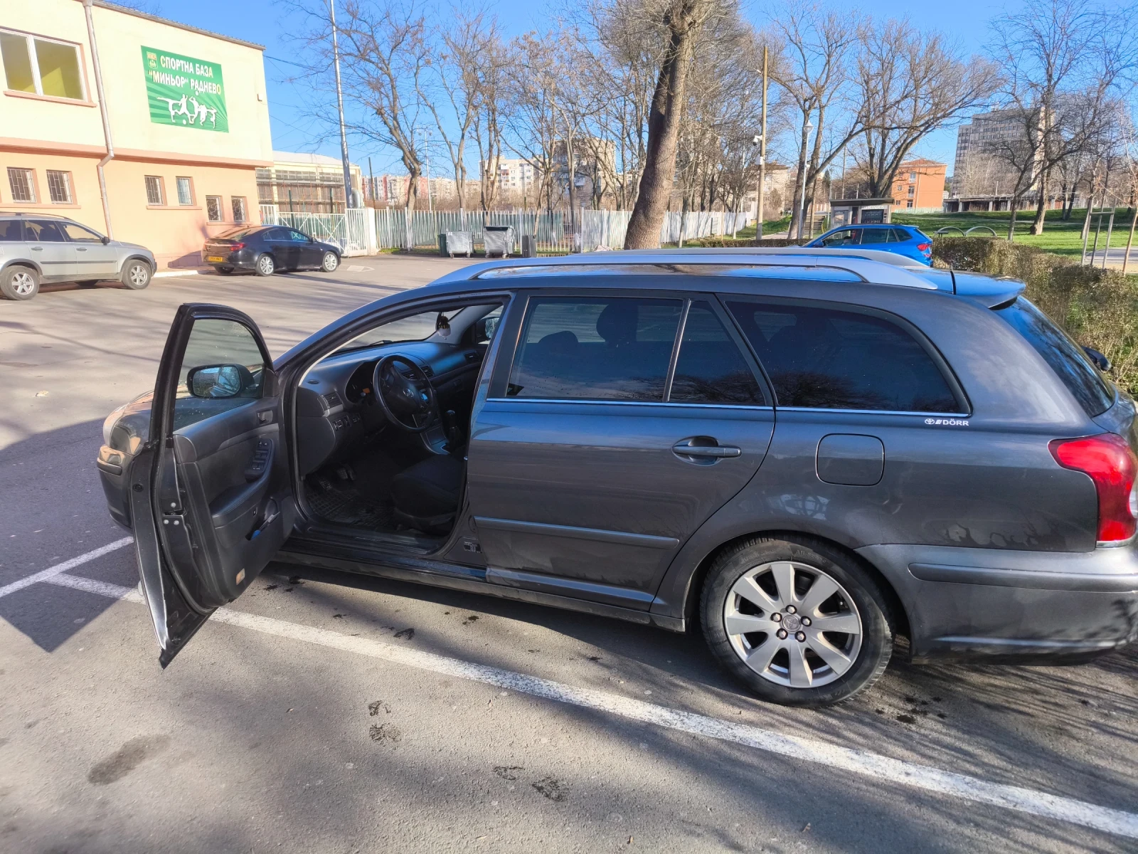 Toyota Avensis  - изображение 9