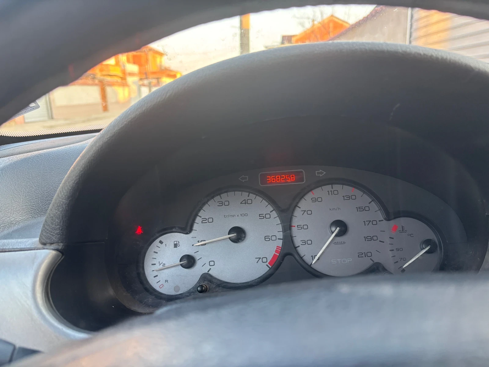 Citroen Berlingo 1.4 GAS, снимка 13 - Автомобили и джипове - 53851344