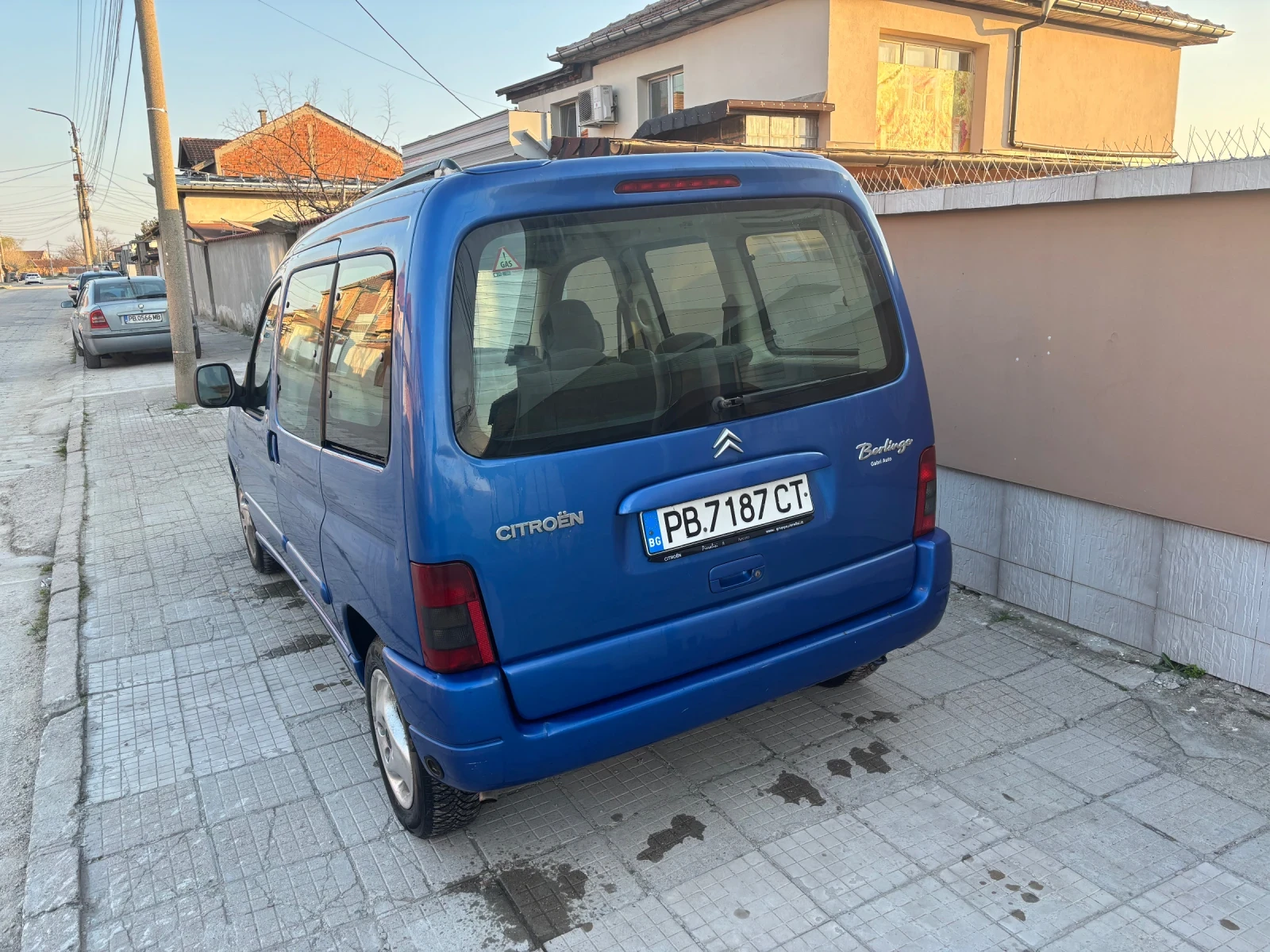 Citroen Berlingo 1.4 GAS, снимка 4 - Автомобили и джипове - 53851344