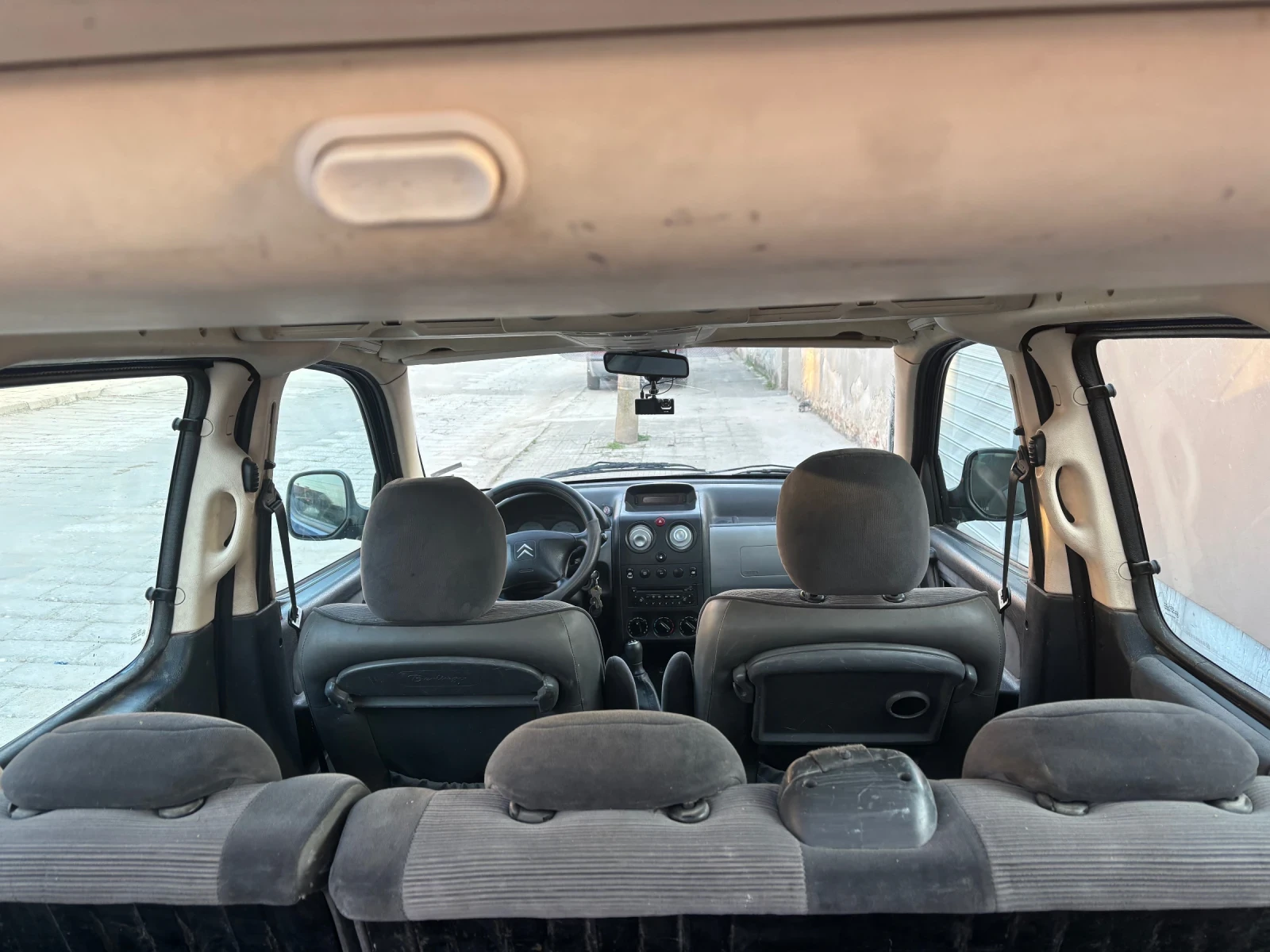Citroen Berlingo 1.4 GAS, снимка 7 - Автомобили и джипове - 53851344