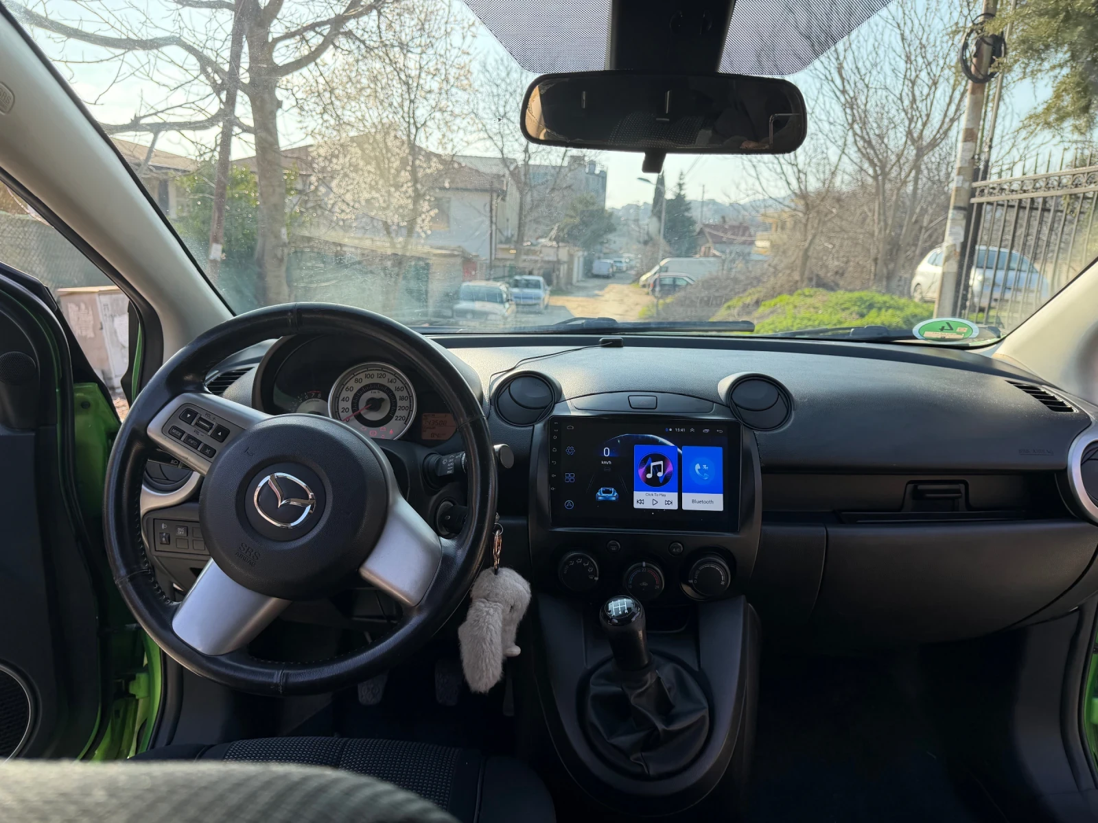 Mazda 2 1.3i , снимка 10 - Автомобили и джипове - 53852441