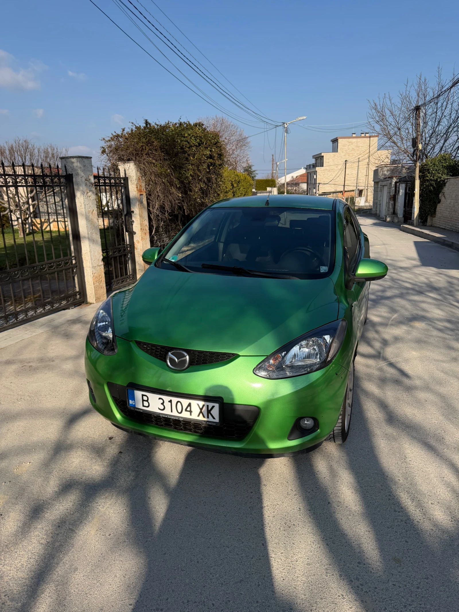 Mazda 2 1.3i , снимка 2 - Автомобили и джипове - 53852441