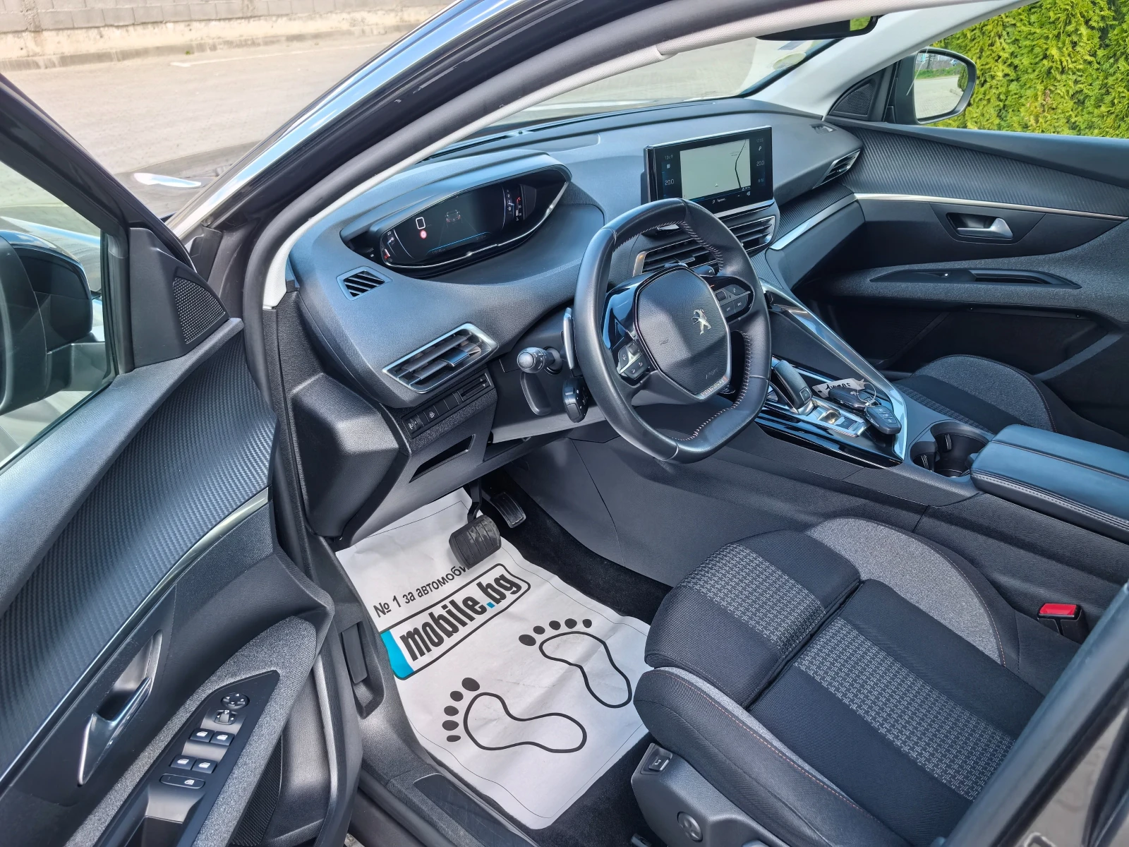 Peugeot 3008 1.5BlueHDI 131kc , снимка 13 - Автомобили и джипове - 54033312