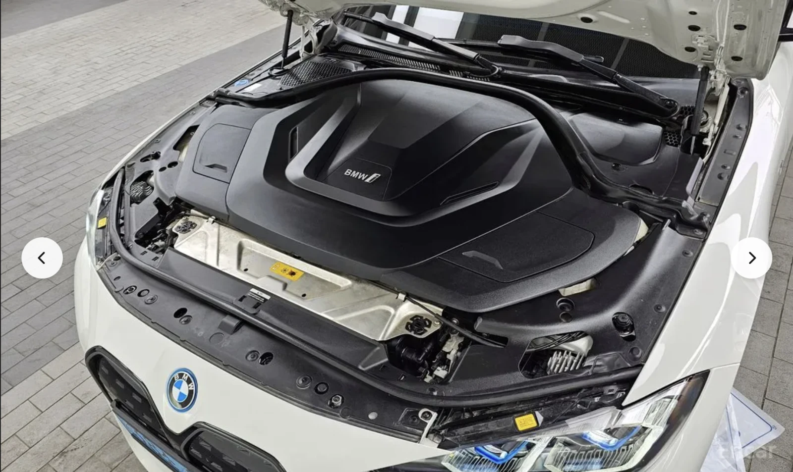 BMW i4 M* SPORT* PRO* ПОДГРЕВ* ОБДУХВАНЕ* LASER* 360КАМЕР, снимка 17 - Автомобили и джипове - 54151363