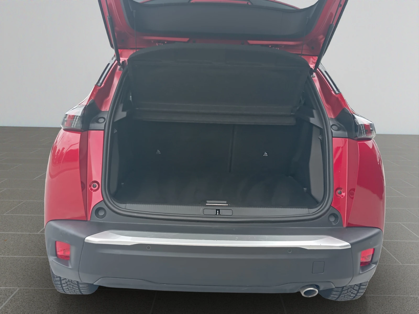 Peugeot 2008 New Line Up ALLURE PACK 1, 5 BlueHDi 130 EAT8 EURO, снимка 13 - Автомобили и джипове - 54606335