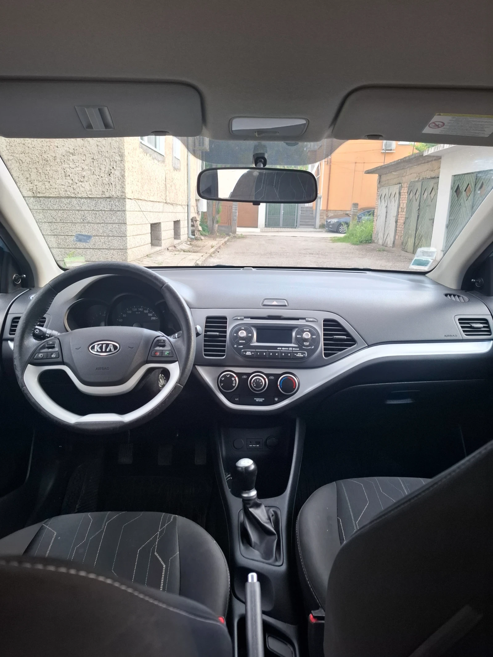Kia Picanto, снимка 9 - Автомобили и джипове - 55334282