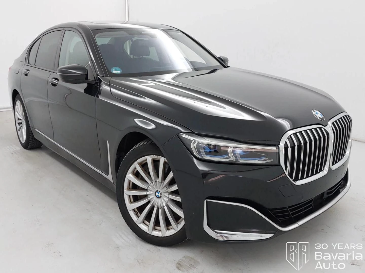 BMW 740 d xDrive Steptronic, снимка 4 - Автомобили и джипове - 55424066