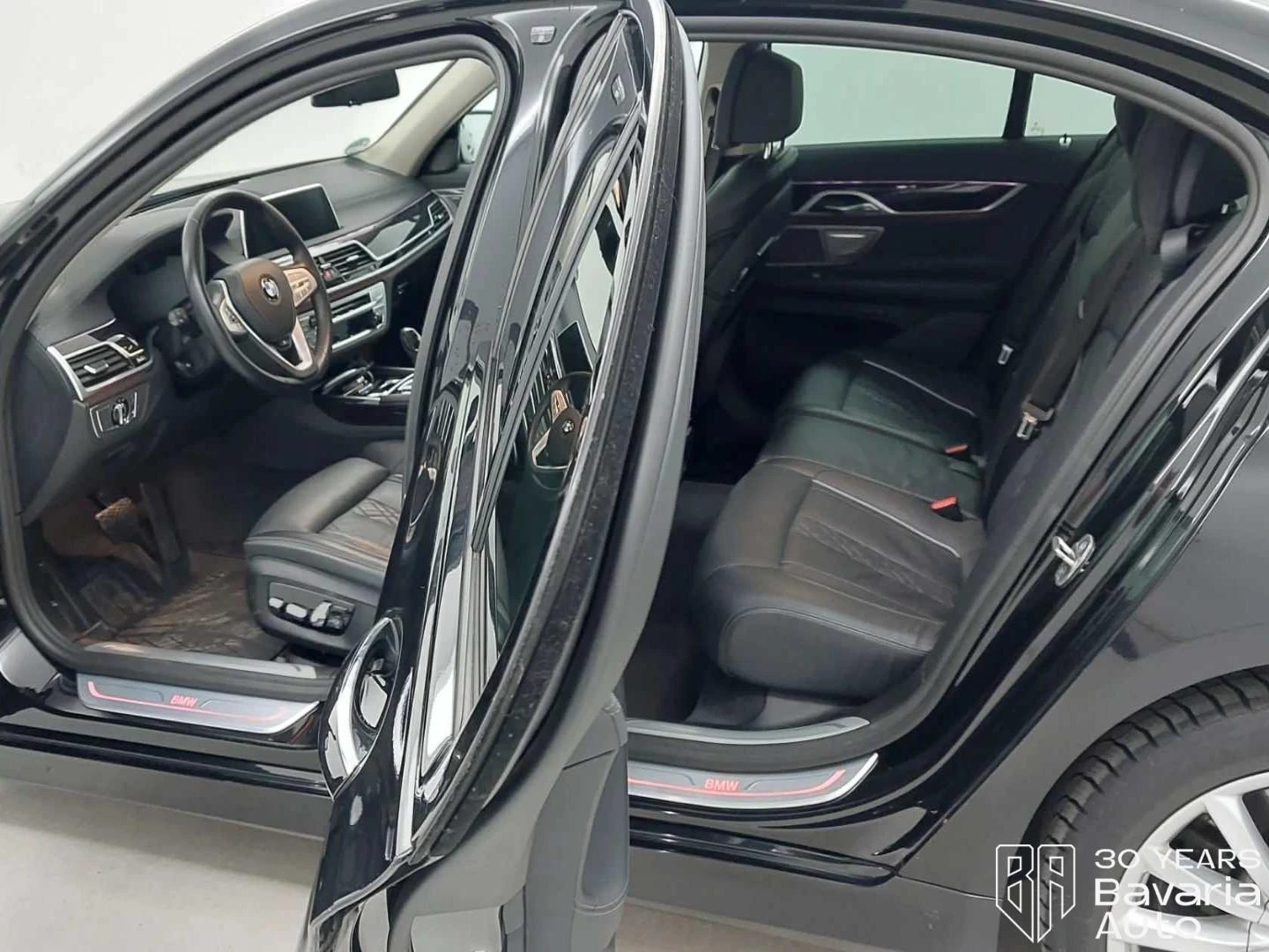 BMW 740 d xDrive Steptronic, снимка 5 - Автомобили и джипове - 55424066