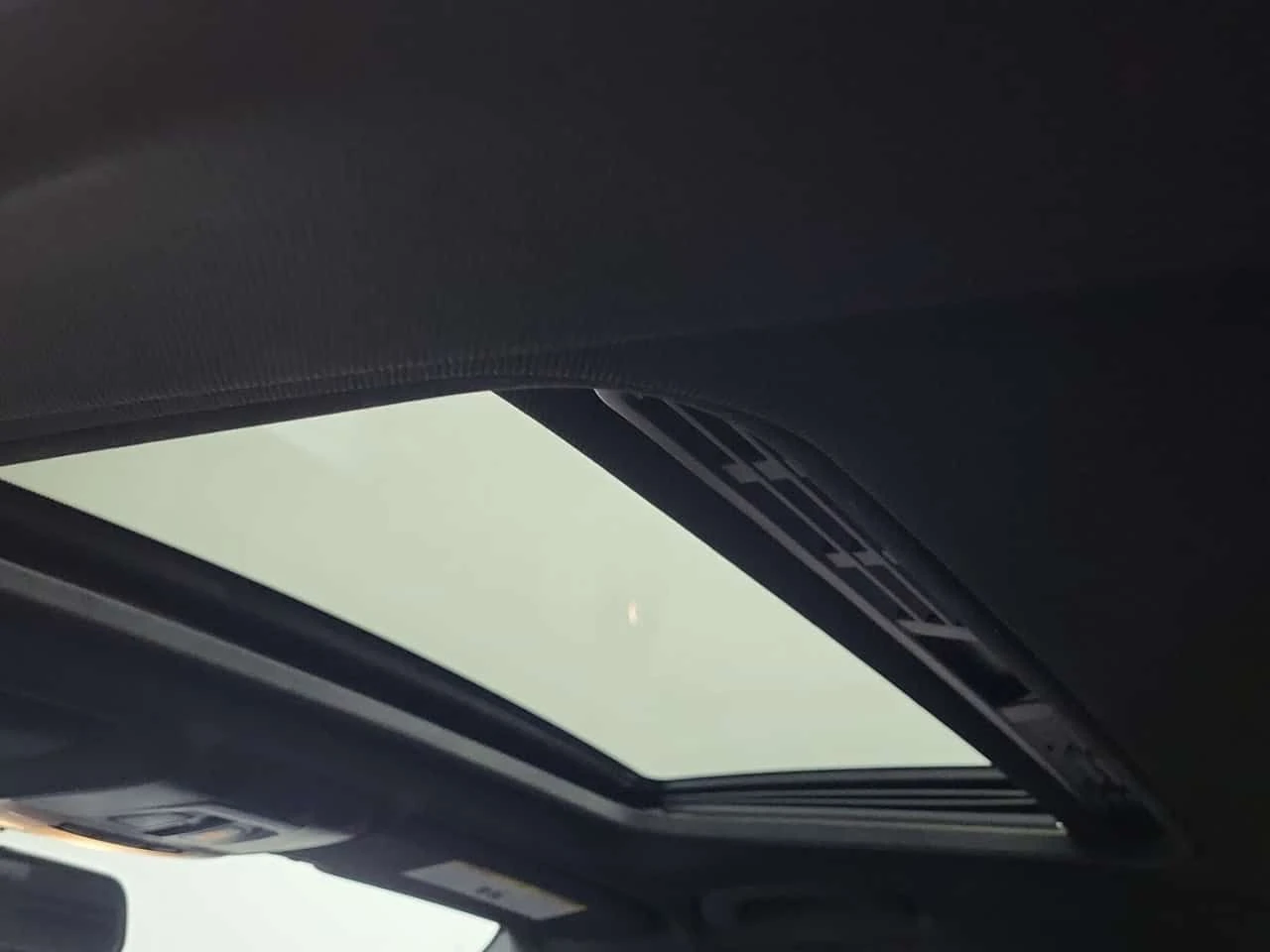 BMW 330 I XDRIVE / КОЖА / ПАНОРАМА / MEMORY , снимка 12 - Автомобили и джипове - 55641346