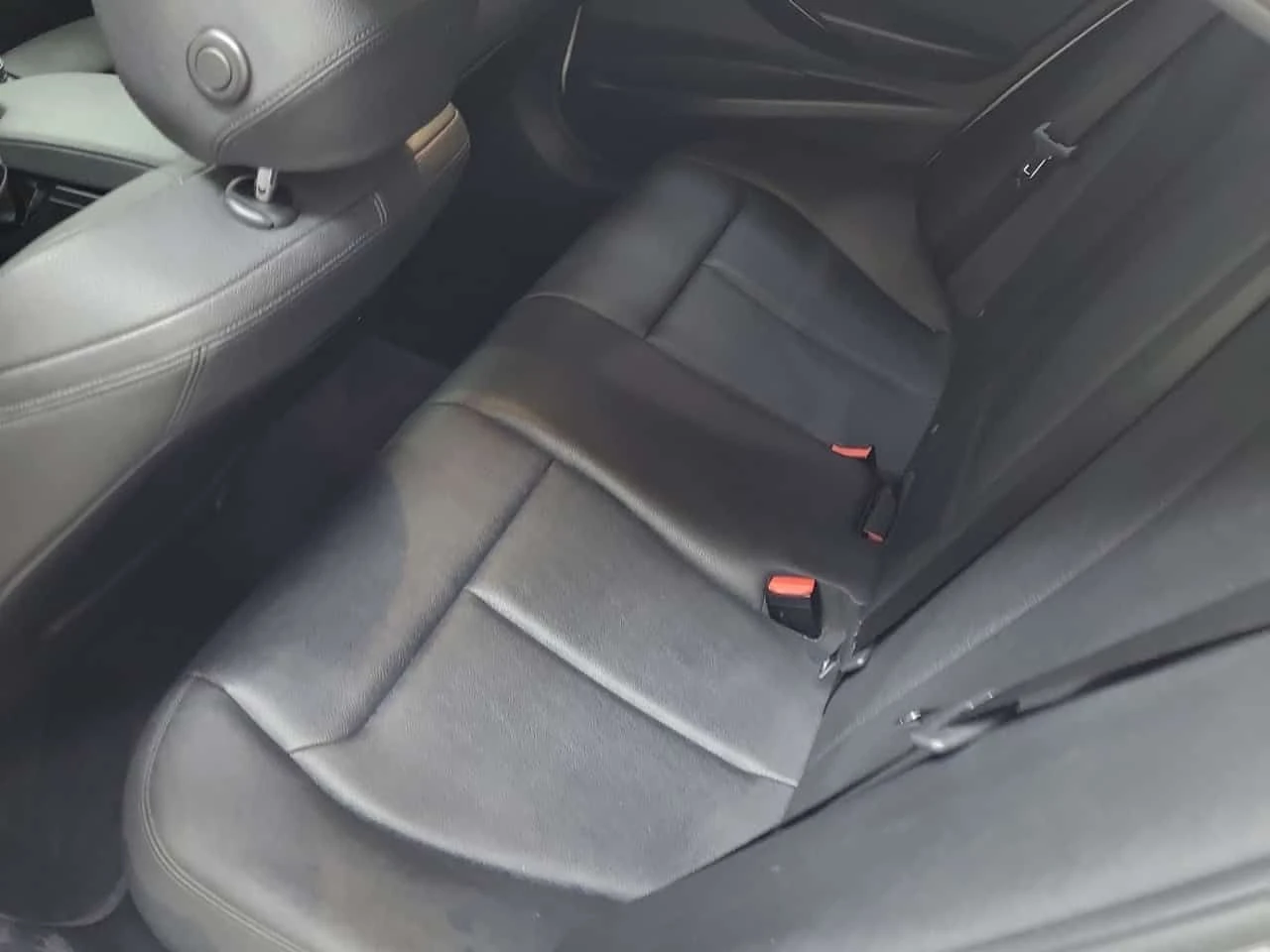 BMW 330 I XDRIVE / КОЖА / ПАНОРАМА / MEMORY , снимка 11 - Автомобили и джипове - 55641346