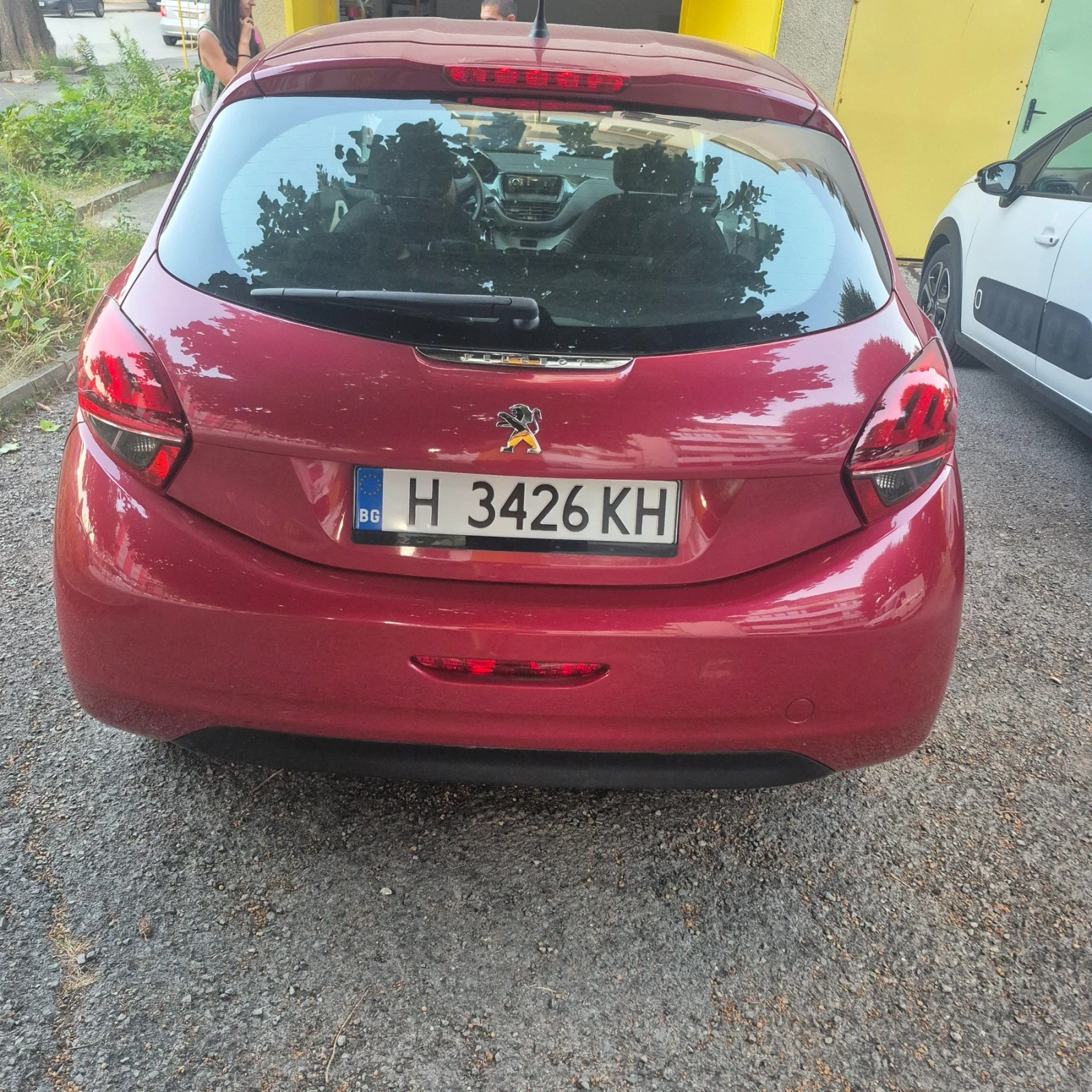 Peugeot 208 208, снимка 2 - Автомобили и джипове - 55894039
