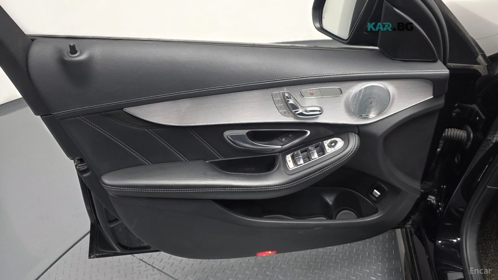 Mercedes-Benz C 63 AMG 360* HUD* PANO* BURMASTER* KEYLESS GO* ������ ���� | Mobile.bg � ����������� 15