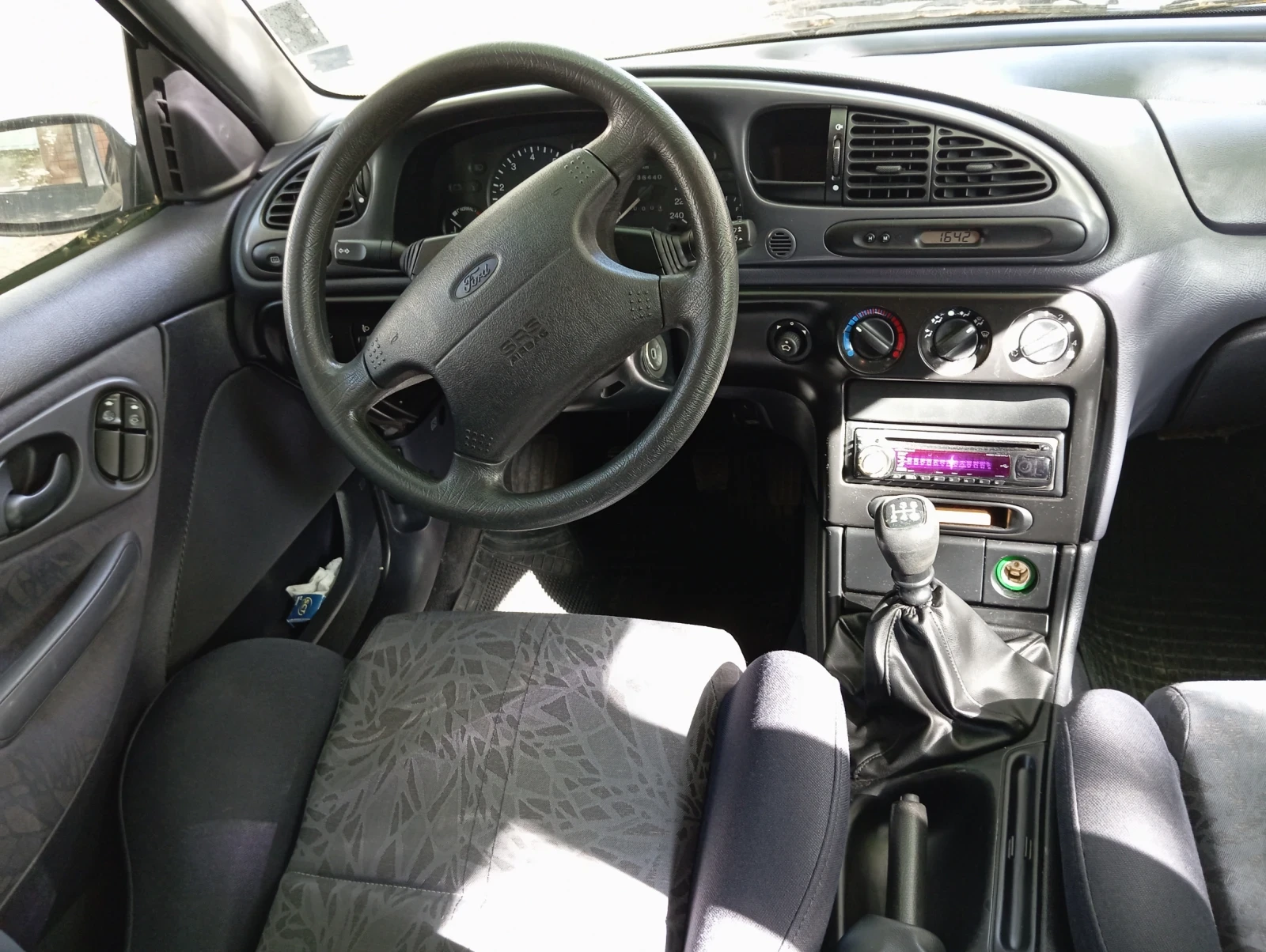 Ford Mondeo, снимка 4 - Автомобили и джипове - 56120572