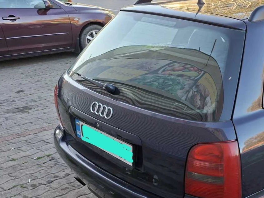 Audi A4 Комби, снимка 3 - Автомобили и джипове - 56509872