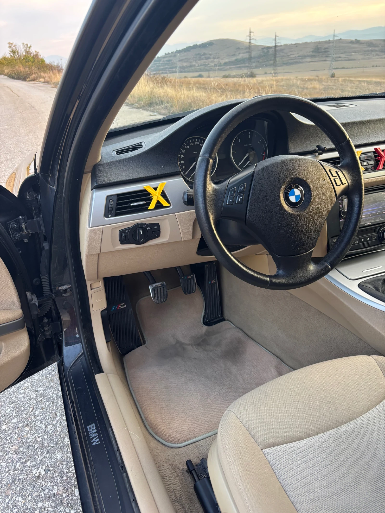 BMW 320, снимка 7 - Автомобили и джипове - 56660368