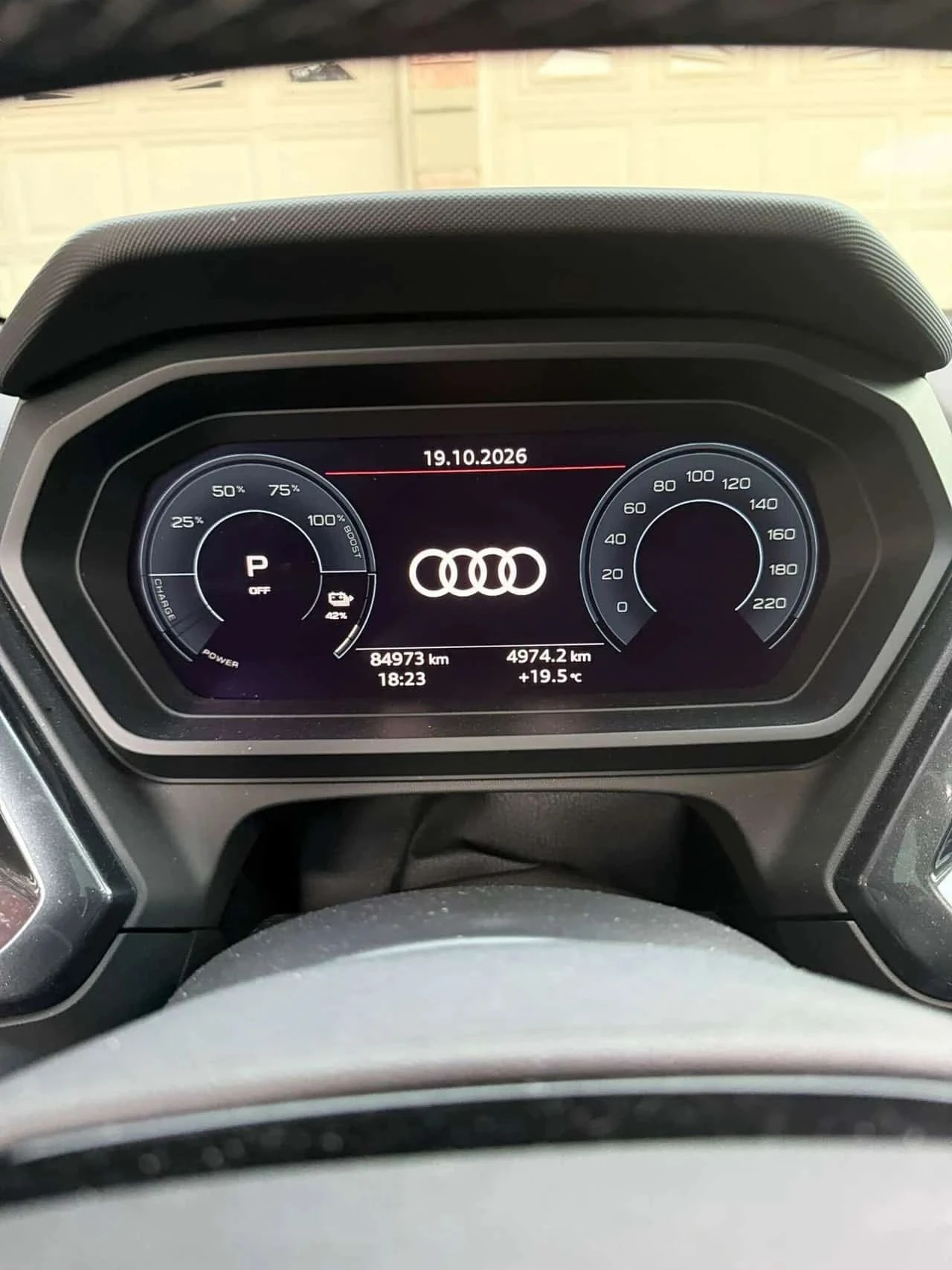 Audi E-Tron, снимка 8 - Автомобили и джипове - 56684774