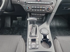 Kia Sportage 2.0crdi, 184кс, 17г, 4x4, full, КАТО НОВА, снимка 14