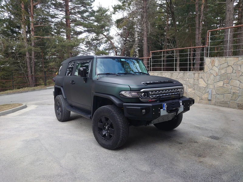 Toyota Fj cruiser, снимка 3 - Автомобили и джипове - 45668869