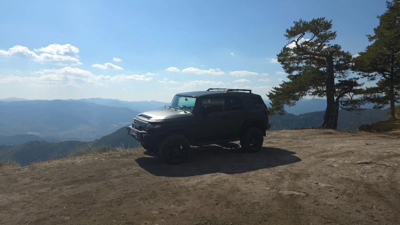 Toyota Fj cruiser Green Submarine, снимка 16 - Автомобили и джипове - 45668869