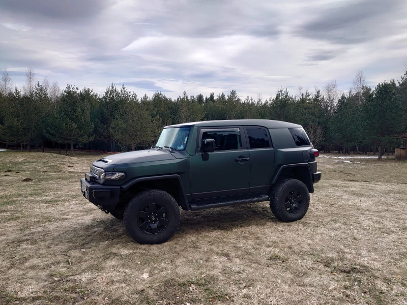 Toyota Fj cruiser, снимка 1 - Автомобили и джипове - 45668869