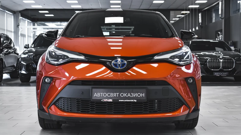 Toyota C-HR 2.0 Hybrid Premiere Automatic, снимка 2 - Автомобили и джипове - 47609836