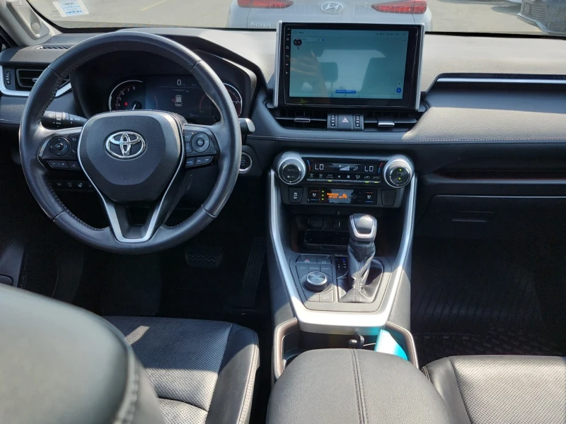 Toyota Rav4 ВСИЧКИ ЕКСТРИ * * CARFAX * * АВТО КРЕДИТ * * , снимка 8 - Автомобили и джипове - 52879782