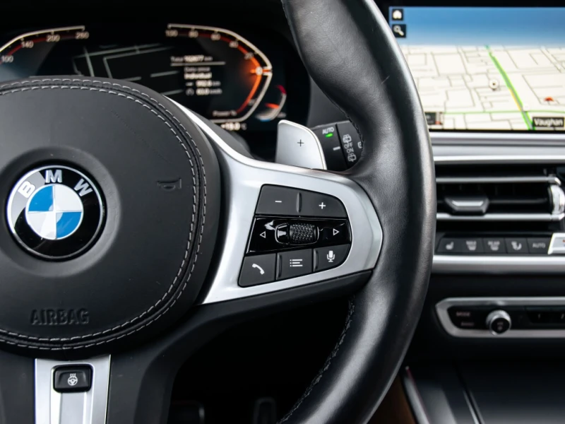 BMW X5 * 40I| M SPORT| 22 INCH RIMS| NAV| PANOROOF| CLEAN, снимка 16 - Автомобили и джипове - 52969005