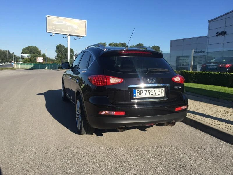 Infiniti QX50 Бартер за кола, снимка 3 - Автомобили и джипове - 45622547