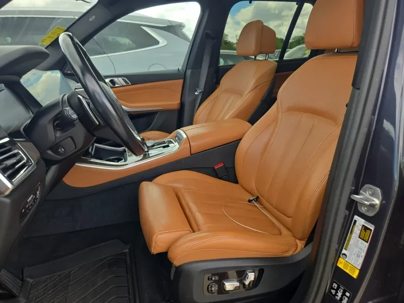 BMW X5 xDrive40i, снимка 7 - Автомобили и джипове - 54997921